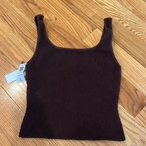 NWT Aritzia Babaton Sculpt Knit Tank